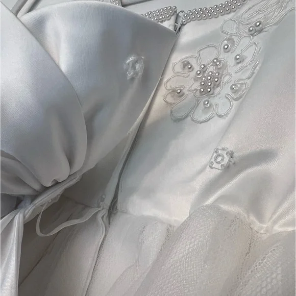 Lady Eleanor for David's Bridal Flower Girl Dress- Size 6 - Picture 7 of 17